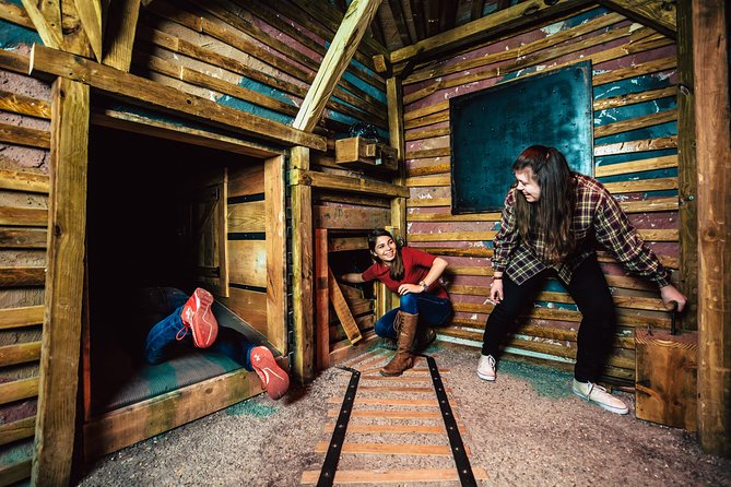 60 Minute Escape Game at Opry Mills - Choosing your Nashville escape game