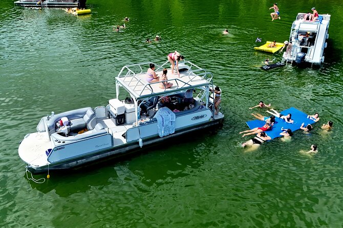 Aloha Paradise Private Boat Rental Percy Priest - Getting to the dock in Hermitage