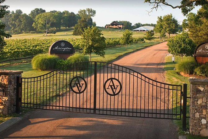 Arrington Vineyard Winery Round-Trip Shuttle Transportation from Nashville - The ride from Nashville to Arrington Vineyards