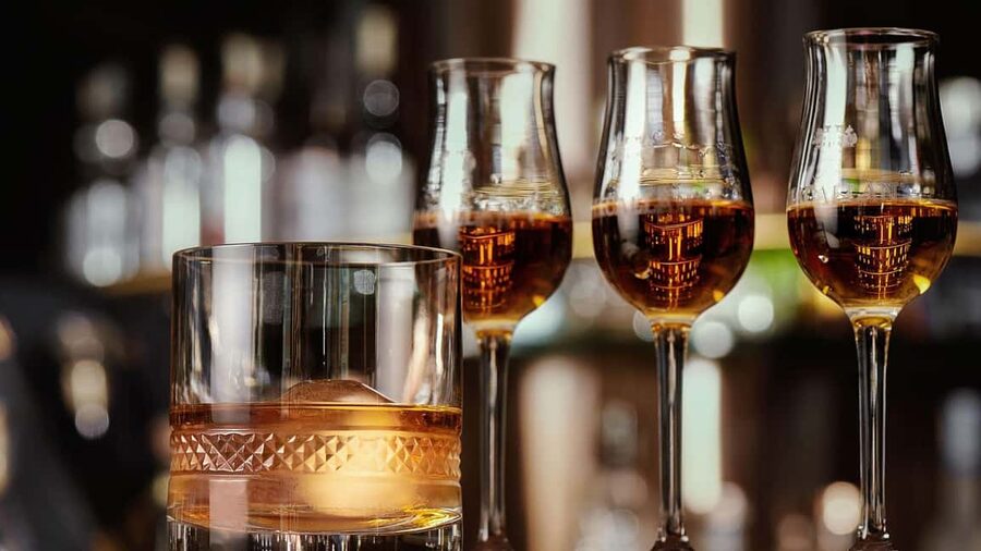 Bootleg & Barrels: A Tennessee Whiskey Tasting Experience - Smart ways to enjoy the tasting