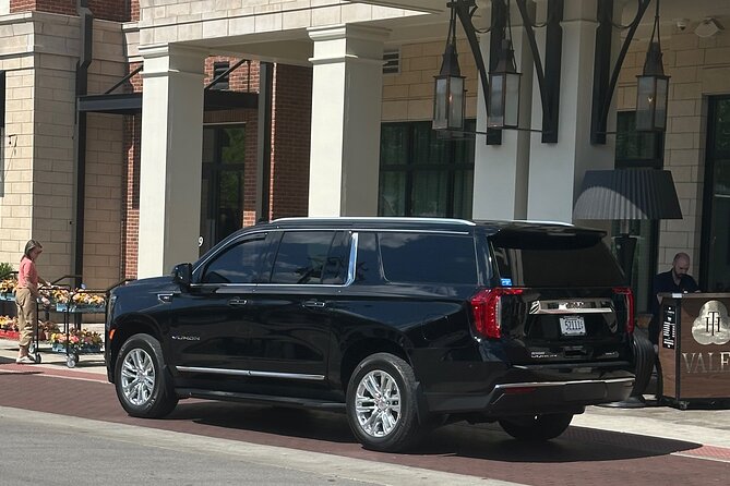 First class limo in Nashville, Tennessee luxury car - The Fleet: Choosing Between a Sedan, SUV, Limo, or Party Bus