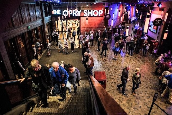 Grand Ole Opry Admission with Post-Show Backstage Tour - Watching the live Opry program