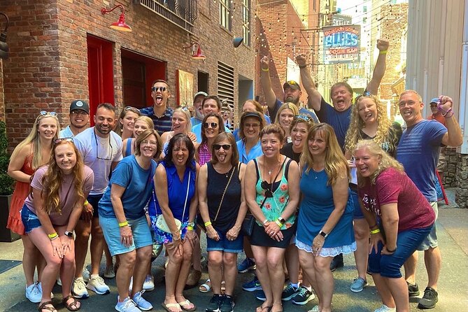 Guided Pub Crawl Walking Tour of Downtown Nashville - What this Nashville pub crawl really offers