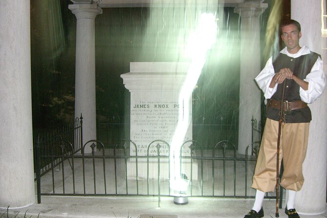 Haunted Nashville Night-Time Walking Tour with Costumed Guide - Key points to know before you book