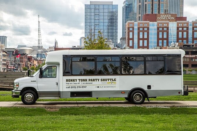 Honky Tonk Party Shuttle Airport - A simple arrival from BNA to your hotel