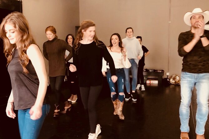 Instructor Led Line Dance Class - What the instructors do well