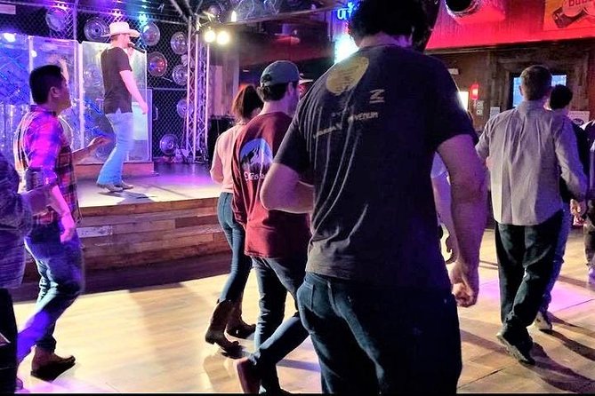 Instructor-Led Line Dancing Class with Souvenir Video - Why this Nashville class works for beginners