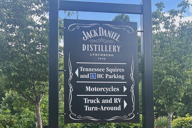 Jack Daniels Private Distillery and Dine Tour from Nashville - Lunch in Lynchburg, including Miss Mary Bobo’s