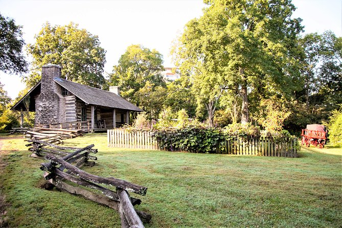 Journey to Jubilee Guided Tour at Belle Meade with Wine Tasting - Why the discussion format can work