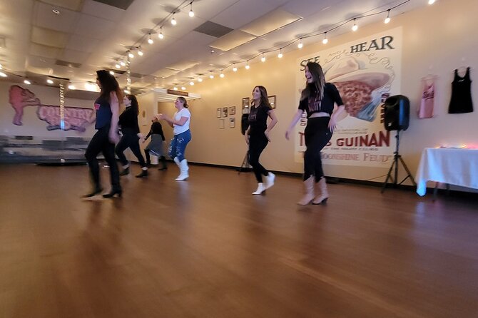 Line Dance Lesson in Nashville: Country Fusion Class - What the Country Fusion class is really like