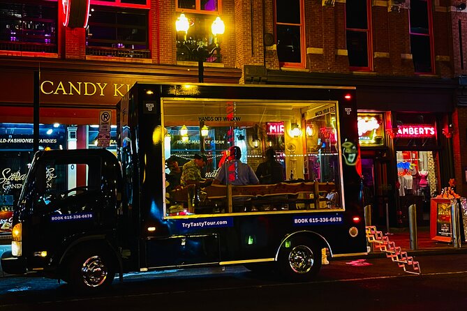 LUXURY 5-Star PRIVATE Nashville Party Tour w/ Panoramic Views - Tootsies, with an optional quick drink