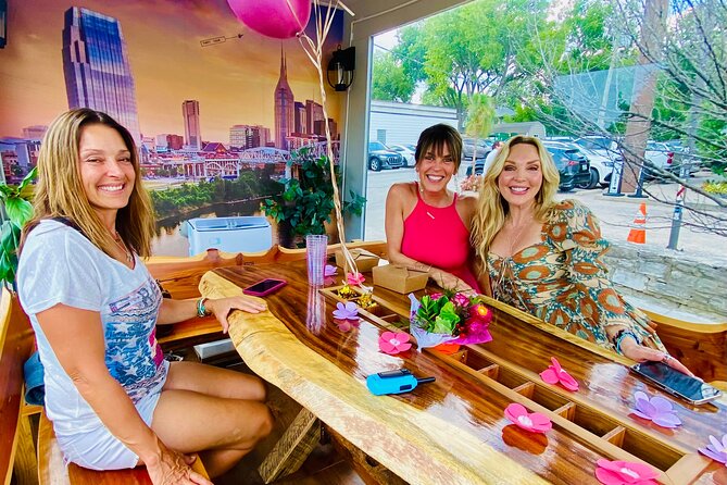 LUXURY 5-Star PRIVATE Nashville Party Tour w/ Panoramic Views - Three mural stops for group photos