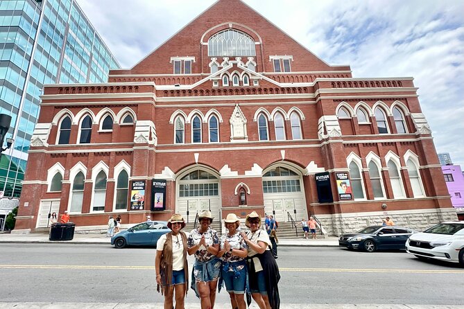 Murder on Music Row Country Music's Haunted True Crime Ghost Tour - Weather, crowds, and practical comfort