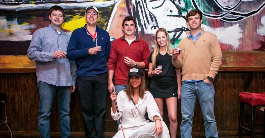 Nashville: 2-Hour Golf Cart Bar Crawl Tour - What happens during the putting contest