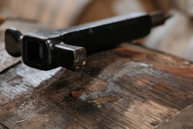 Nashville Barrel Co "Straight from Barrel" Tasting with Bottle - The small group makes the hour matter