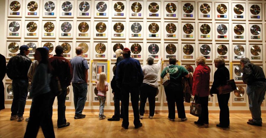 Nashville: Country Music Hall of Fame and Museum - Following country music from its beginnings to today