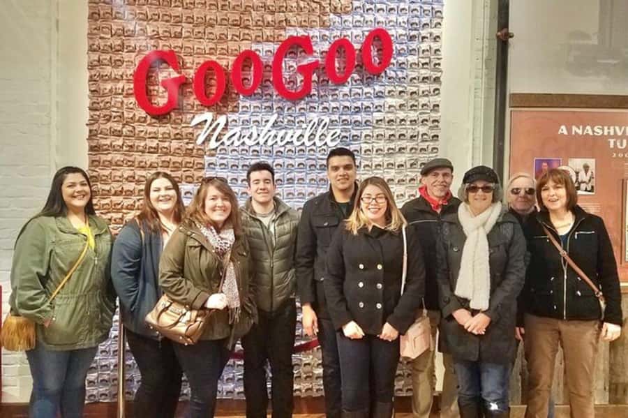 Nashville: Downtown Food, Drink and Sightseeing Walking Tour - Finishing in Printers Alley
