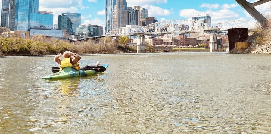 Nashville: Downtown Kayak Rental - A quiet start beside Nashville’s biggest sights