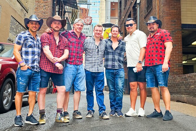 Nashville Drinkers & Thinkers Pub Crawl - The Ryman Auditorium and country music connections