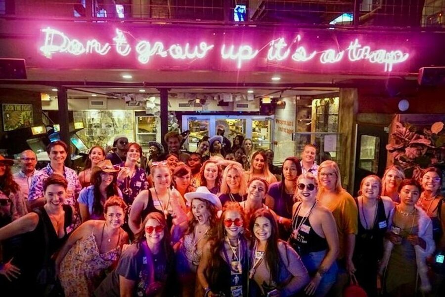 Nashville: Exclusive Entry and Special Offers VIP Bar Crawl - What the 3.7 rating tells you