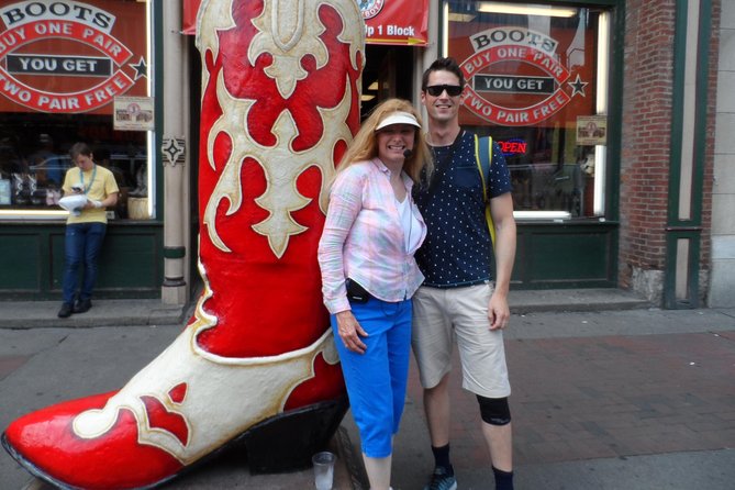 Nashville Famous Footsteps Guided Walking Tour - What the famous names add to the walk