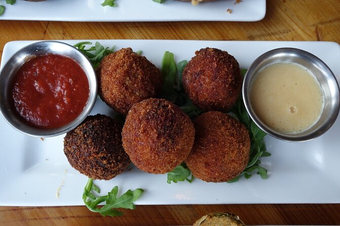 Nashville: Food Tour with 5+ Tastings of Local Delicacies - Key points to know before booking