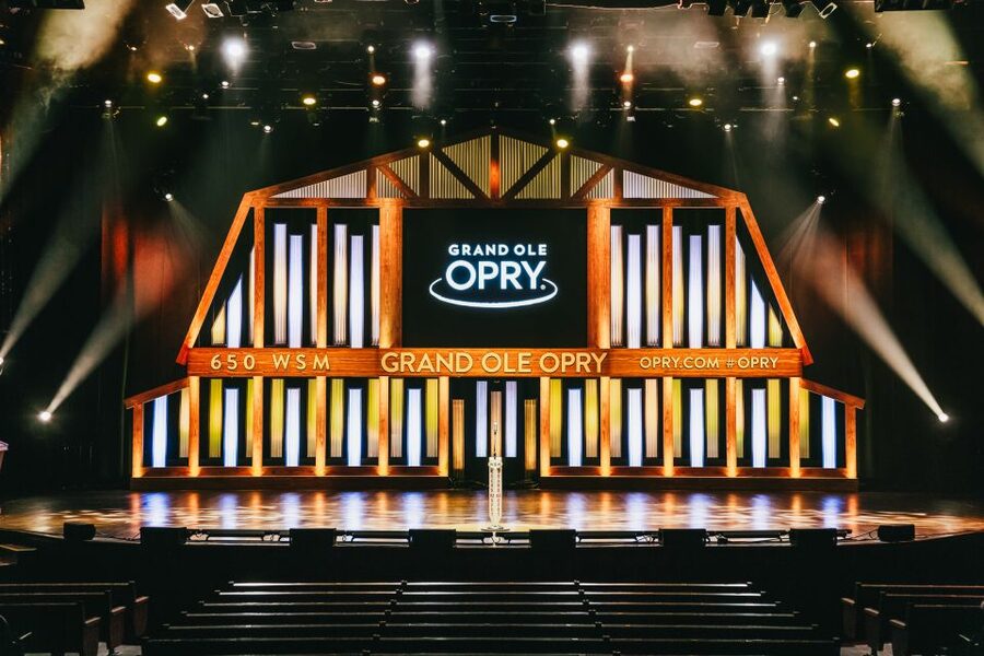 Nashville: Grand Ole Opry Show Ticket - What the Circle Room Premium Experience adds