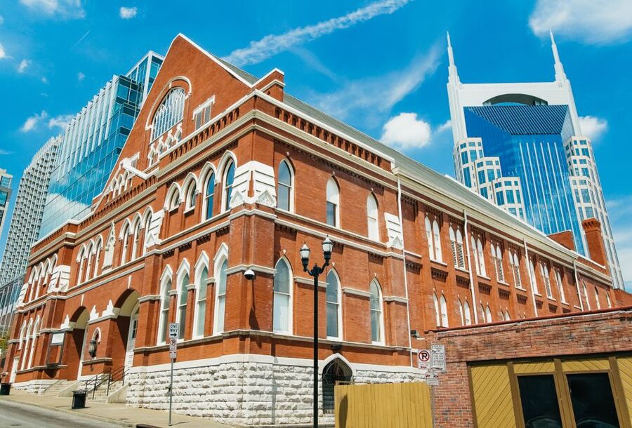Nashville: Guided City Van Tour - Downtown, Lower Broadway, and the city’s public face