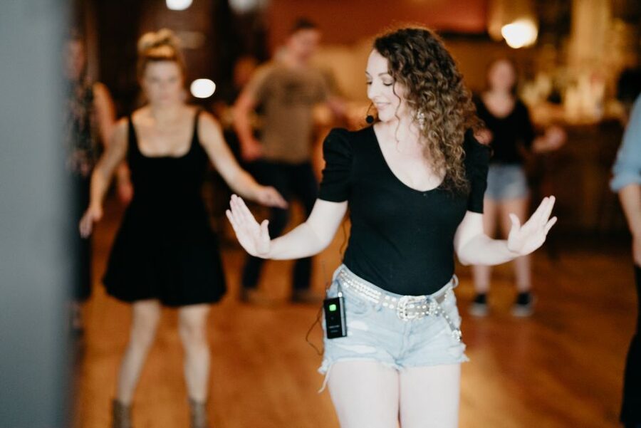 Nashville: Line Dancing Class with Keepsake Video - The opening meet-and-greet and warm-up dance