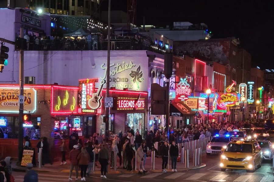 Nashville: Music City Nighttime Trolley Tour - Starting at Marathon Motorworks