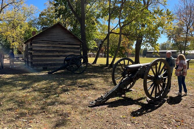 Nashville Music, History and Hidden Gems Tour - The Toyota Highlander and group size