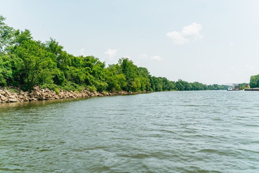 Nashville: Pontoon Party Cruise with a Captain - Boarding the 50-foot party pontoon