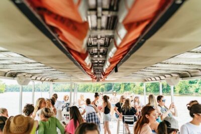 Pontoon Party Cruise with a Captain