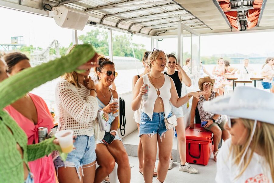 Nashville: Pontoon Party Cruise with a Captain - Two hours of music, games, and river views