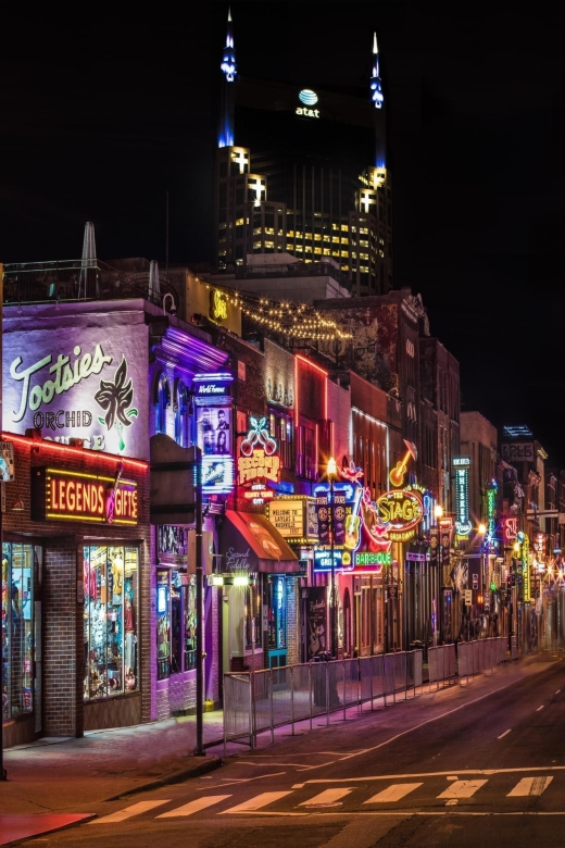 Nashville's Dark Secrets: Murder and True Crime Ghost Tour - Starting at the Tennessee State Capitol