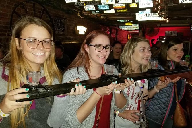 Nashville's Honky-Tonk Walking Sightseeing Pub Crawl - What the $31 price really covers