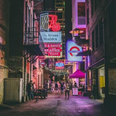 Nashville’s Speakeasy Secrets: True Crime Tasting Pub Crawl