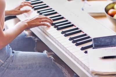 Nashville Songwriter Experience: Write your own Song