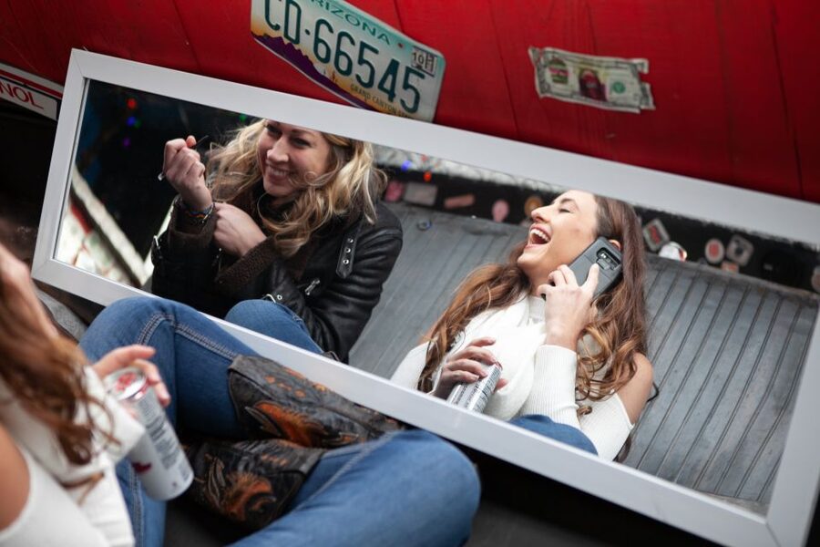 Nashville: Street Art & Instagram Golf Cart Tour - Downtown and SOBRO: city sights between the murals