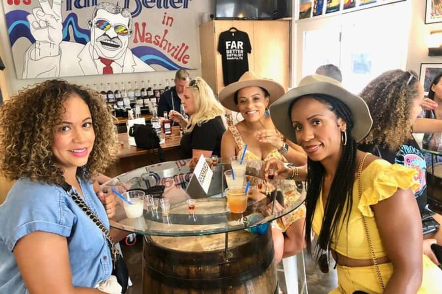Nashville: Taste of Nashville Food and Sightseeing Van Tour - Bakery treats, confections, and the final sweet stop