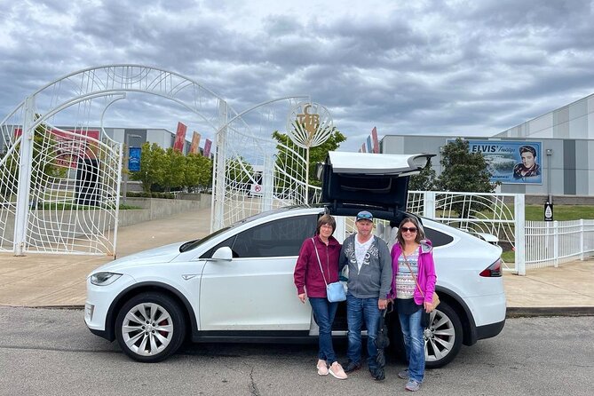 Nashville to Graceland Sun Studios Beale Tour Tickets Included - What the private Tesla ride adds
