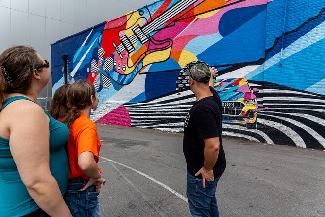 Nashville Unveiled History Highlights and Hacks Walking Tour - The Ryman Auditorium in 20 minutes