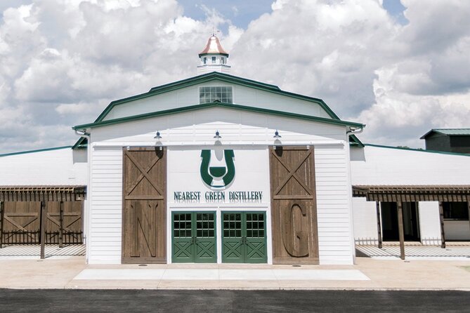 Nearest Green Distillery Tour and Tasting with Transport - Why Nearest Green makes a strong whiskey stop