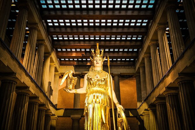 Night Time Trolley Tour of Nashville with Photo Stops - The guides make or break the ride