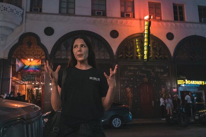 Nightmare Notes & Hauntings of Music City Nashville Ghost Tour - Skull’s Rainbow Room and the shadows of Printer’s Alley