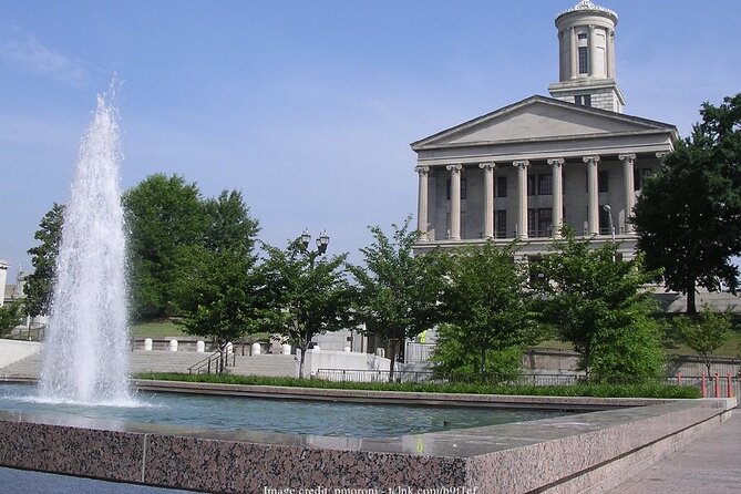 Private Walking Tour with Johnny Cash Museum Admission - Starting with Tennessee history at Bicentennial Capitol Mall