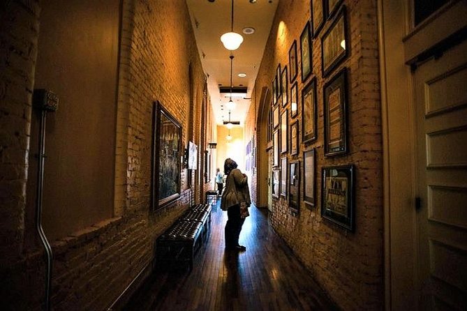 Ryman Auditorium Self-Guided Tour with Souvenir Photo Onstage - How long to allow and when to go