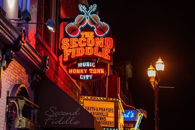 Self Guided Adventure Game Walking Tour - A Nashville walk with clues instead of a guide