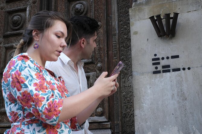 Self Guided Adventure Game Walking Tour - The app is the guide, and that changes the experience