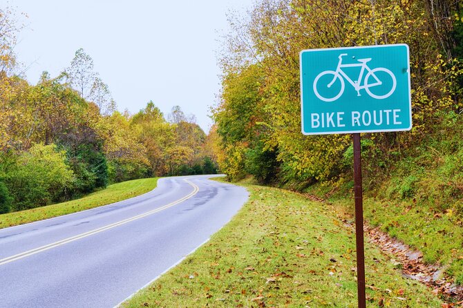 Self-Guided Audio Driving Tour in Natchez Trace Parkway - The Parkway Bridge is the route’s big photo stop